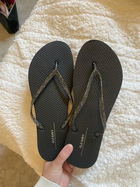 Old Navy Black Glitter Strap Flip Flops